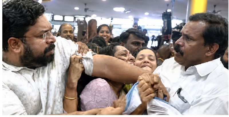 തിരുവനന്തപുരം കോർപറേഷൻ കൗൺസിൽ യോഗത്തിൽ ബിജെപി-കോൺഗ്രസ് കൈയ്യാങ്കളി