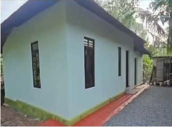 'വെടിക്കെട്ടി'ന് വെച്ചിരുന്നതുകൊണ്ട് പുരവച്ചു; മാതൃകയായി ചന്ദനപ്പള്ളി വലിയപള്ളി