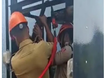 വീട്ടില്‍ സ്ഥാപിച്ച ലിഫ്റ്റില്‍ തല കുടുങ്ങി വയോധികന്‍ മരിച്ചു
