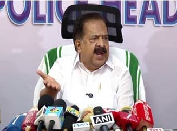 'തൂഫാൻ' അതിർത്തി കടന്നും ആഞ്ഞടിക്കും, ദക്ഷിണേന്ത്യൻ ഡിജിപിമാരുടെ യോ​ഗം നാളെ തിരുവനന്തപുരത്ത്