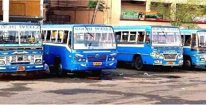 'പ്രിയദർശിനി': പഠിച്ച് പരിഹാരം കാണും വരെ സമരത്തിനില്ലെന്ന് സ്വകാര്യ ബസുകൾ