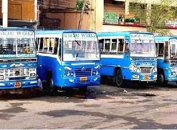 'പ്രിയദർശിനി': പഠിച്ച് പരിഹാരം കാണും വരെ സമരത്തിനില്ലെന്ന് സ്വകാര്യ ബസുകൾ