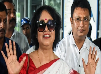 19 വര്‍ഷങ്ങള്‍ക്ക് ശേഷം പശ്ചിമ ബംഗാളില്‍ തിരിച്ചെത്തിയ തസ്ലീമ നസ്‌റീന് സുരക...