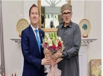 \'ജമ്മു കശ്‌മീർ ഇന്ത്യയുടെ സുപ്രധാന ഭാഗം\'; കശ്‌മീരിലേക്കുള്ള യാത്രാ വിലക്ക...