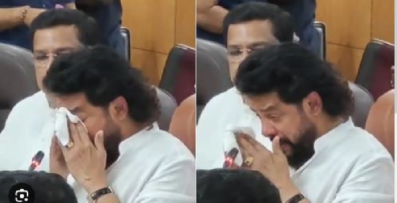 കർണാടകയിൽ കോൺഗ്രസിന് തിരിച്ചടി; മന്ത്രി നാഗേന്ദ്ര രാജിവച്ചു, രണ്ട് വർഷത്തിനിടെ രണ്ടാമത്തെ രാജി