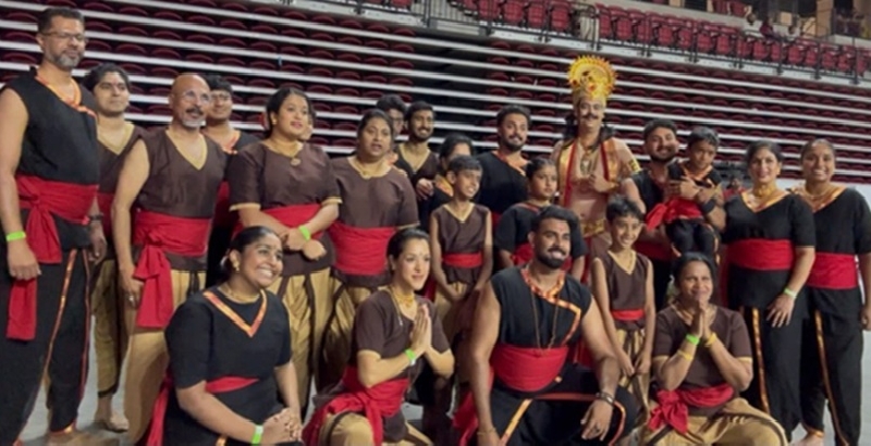 ഹ്യൂസ്റ്റൺ ഓണാഘോഷ വേദിയിൽ കേരളത്തിന്റെ ആയോധന പൈതൃകം തീർത്ത് 'ദിവാൻ കളരി'
