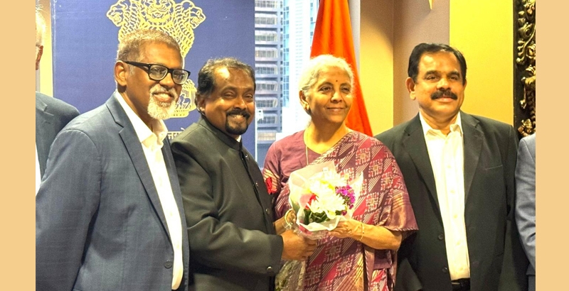 നിര്‍മല സീതാരാമന് ഷിക്കാഗോയില്‍ സ്വീകരണം; ഇന്ത്യയില്‍ നിക്ഷേപം നടത്താന്‍ കമ്പനികളെ ക്ഷണിച്ച് കേന്ദ്രമന്ത്രി