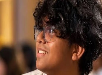 സി ബി എസ് ഇ സുരക്ഷാ വീഴ്ച കണ്ടെത്തിയ ഇന്ത്യന്‍ യുവ സൈബര്‍ സുരക്ഷാ ഗവേഷകന് യ...