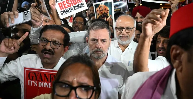 രാഹുല്‍ ഗാന്ധിയുടെ ഹര്‍ജിയില്‍ 14 പിഴവുകള്‍; സുപ്രീംകോടതിയിലെ വാദം നീളും