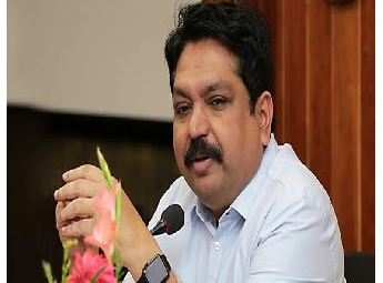 അനധികൃത സ്വത്ത് സമ്പാദനക്കേസ്: ടോമിന്‍ ജെ. തച്ചങ്കരിയുടെ തടവുശിക്ഷ മരവിപ്പിച്ച് ഹൈക്കോടതി