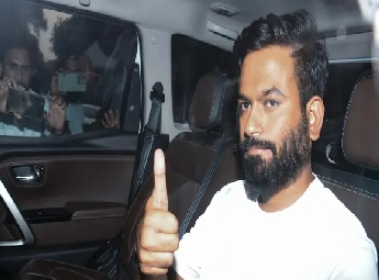 വീണ്ടും അറസ്റ്റിലായ അഭിജീത് ദിപ്‌കെ മോചിതനായി; രണ്ടാം തവണയും സമാധാന ബോണ്ട് ...