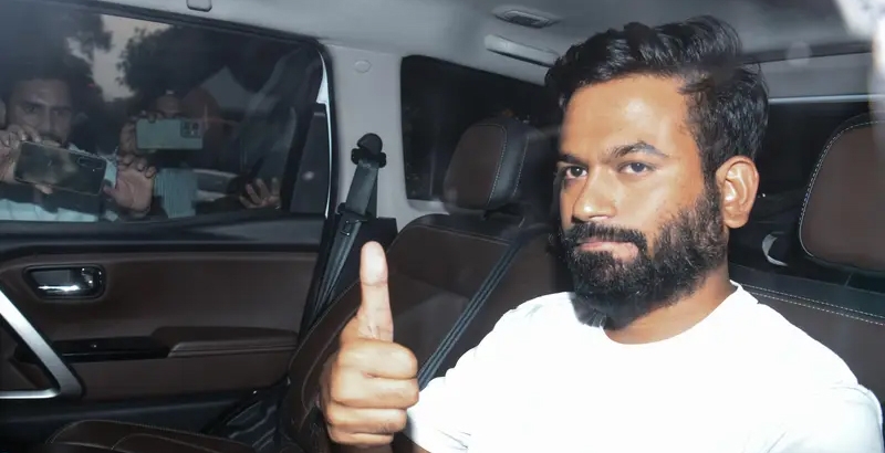 വീണ്ടും അറസ്റ്റിലായ അഭിജീത് ദിപ്‌കെ മോചിതനായി; രണ്ടാം തവണയും സമാധാന ബോണ്ട് ഒപ്പിട്ടു