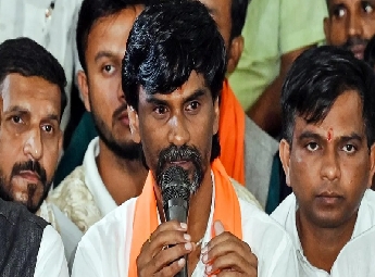 മനോജ് ജരാംഗെയുടെ പേരില്‍ 500 കോടി രൂപയുടെ ഓഡിയോ ക്ലിപ്പ്; ബി ജെ പിയോട് വിശദീകരണം തേടി ഷിന്‍ഡെ പക്ഷം