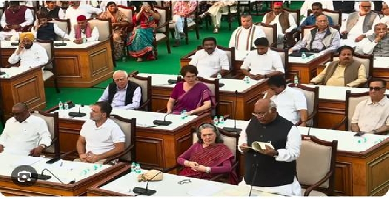 ഗ്യാനേഷ് കുമാറിനെതിരെ ഇന്ത്യാ സഖ്യത്തിന്‍റെ ജനകീയ ഇംപീച്ച്‌മെന്‍റ്; പ്രതീകാത്മക വിചാരണ തുടങ്ങി